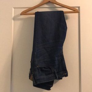 Madewell Roadtripper jean size 31. Worn once.